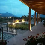 L' Isola Di Arturo * Trente