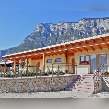 Feriegård L' Isola Di Arturo Trento